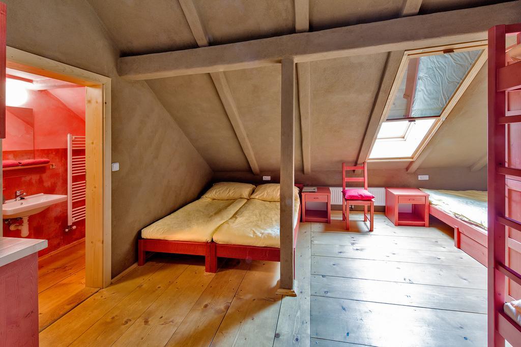 Ekocentrum Dotek Horní Maršov Quarto foto